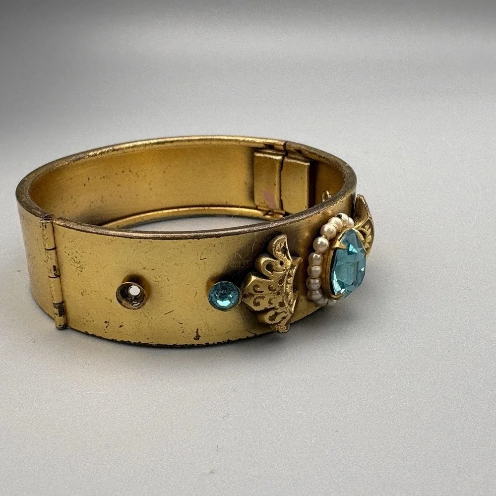 Lisner Jewelry vintage lisner